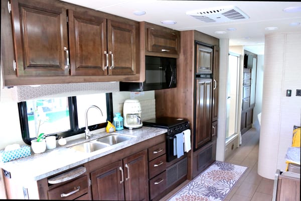 Gnomadic RV Adventure Services
