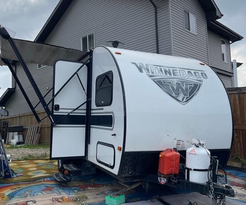 Teron121066 Winnebago WD170K Travel Trailer