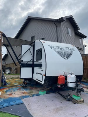 Teron121066 Winnebago WD170K Travel Trailer