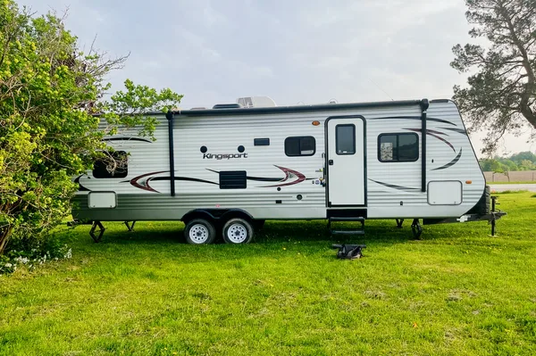 Kiley & Paul’s Kingsport Travel Trailer