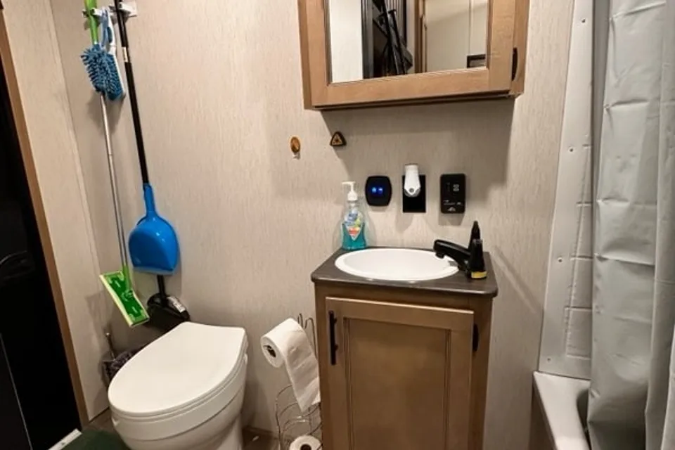 Tri-State Luxury: 5th Wheel Family Paradise