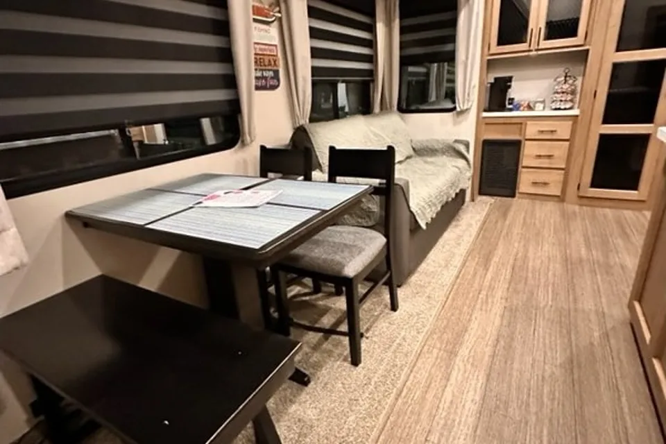Tri-State Luxury: 5th Wheel Family Paradise
