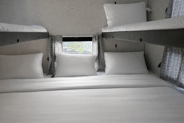 The Adventure Bunkhouse- 30ft Family Bunkhouse