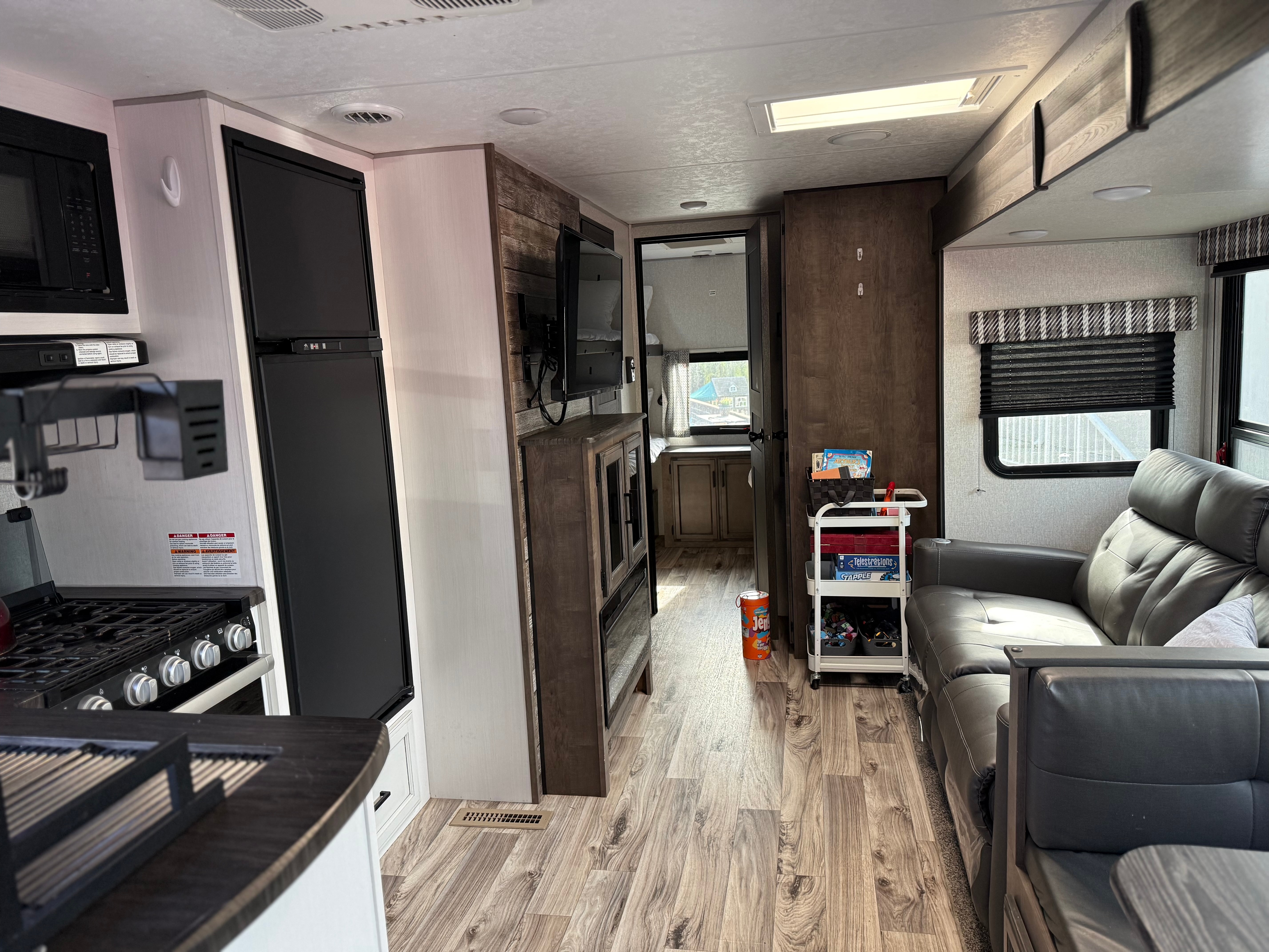 The Adventure Bunkhouse- 30ft Family Bunkhouse