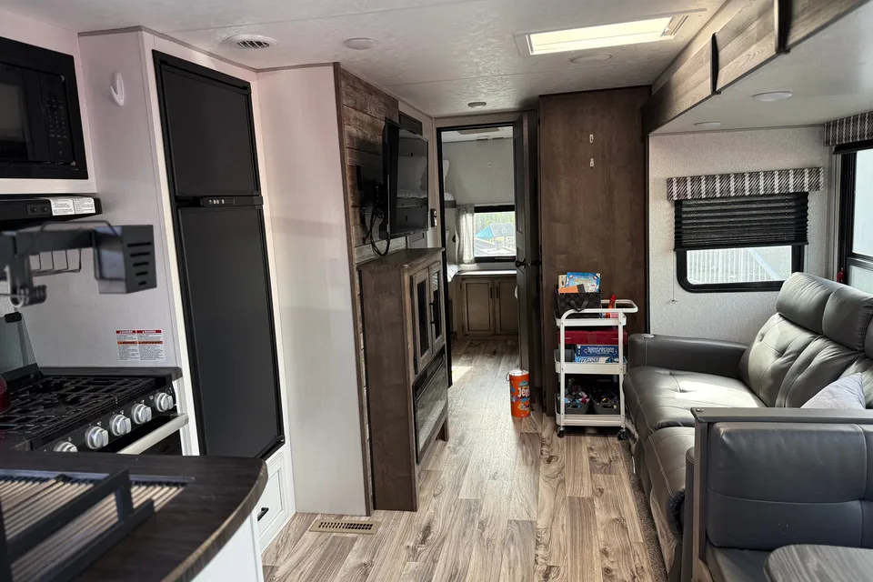 The Adventure Bunkhouse- 30ft Family Bunkhouse