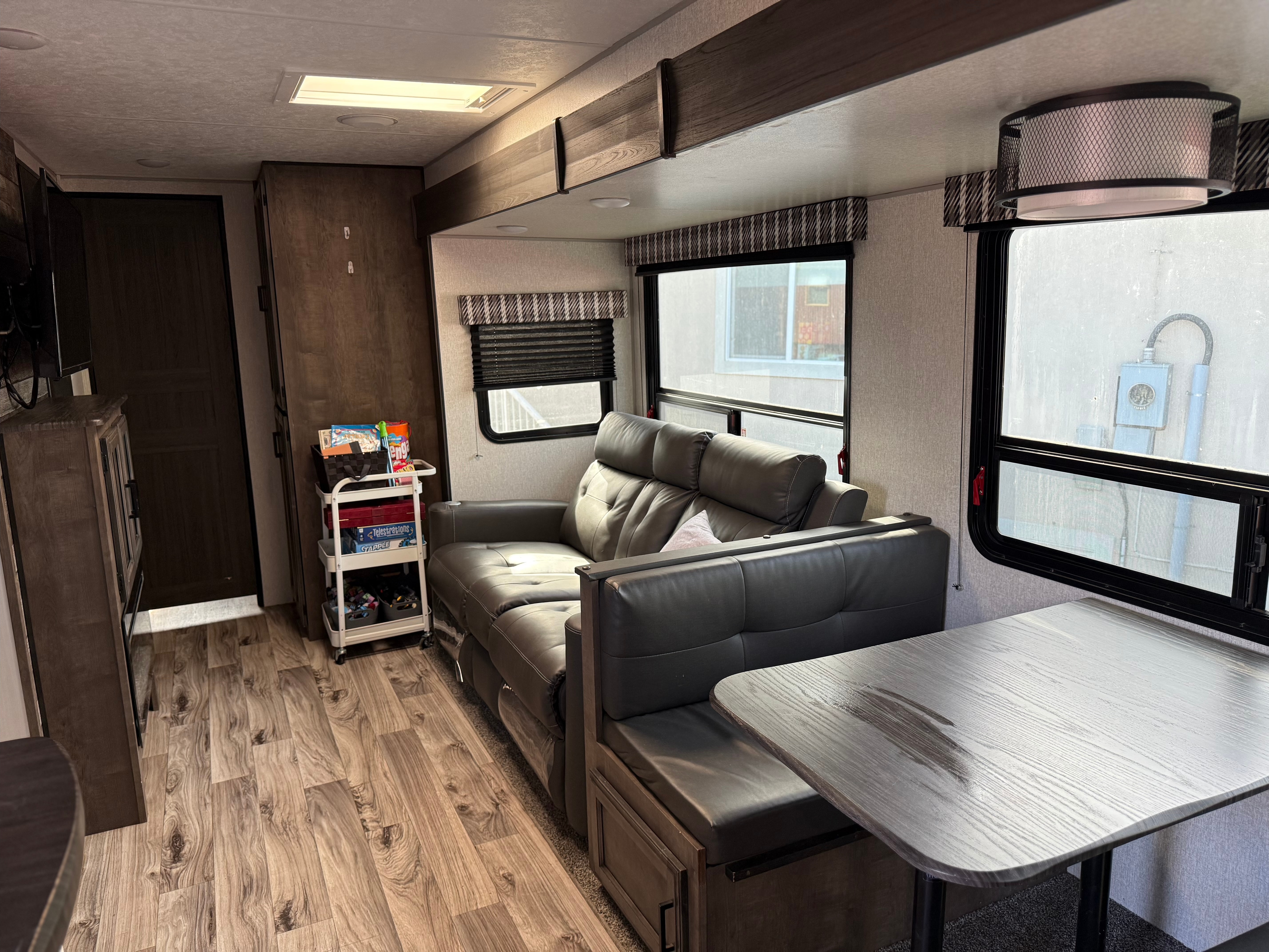 The Adventure Bunkhouse- 30ft Family Bunkhouse