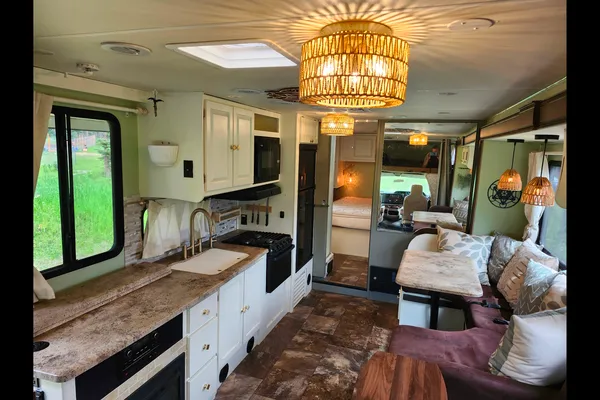 Harvey the RV - Coachmen Leprechaun 319DS Class C