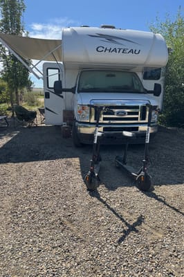 Bobbie's & Marcis Thor Motor Coach Chateau Class C