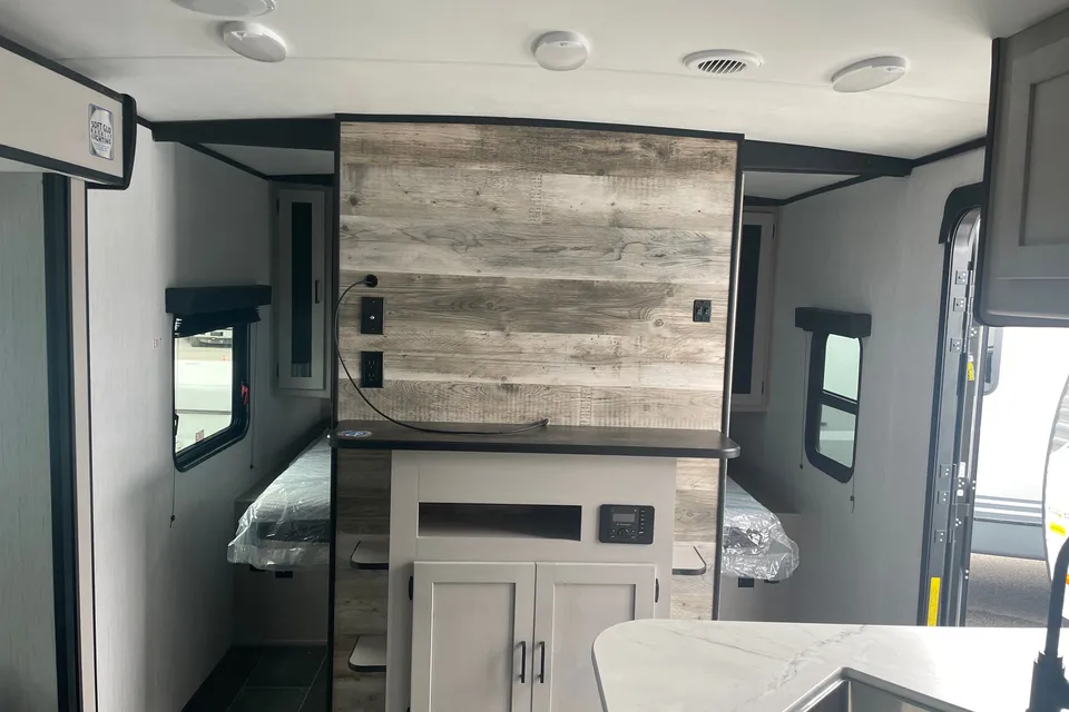 Heartland Mallard M32 Travel Trailer