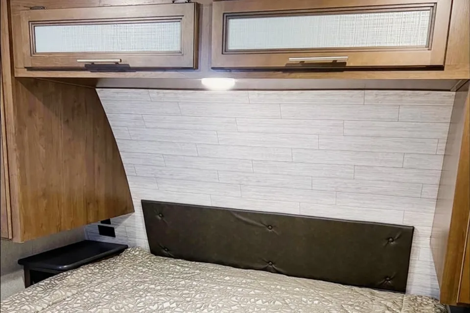 Austin's Keystone 29RLK TT Travel Trailer 