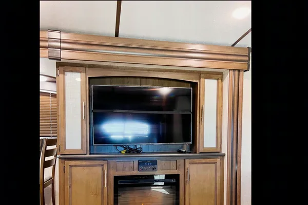 Austin's Keystone 29RLK TT Travel Trailer