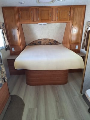 Kim's Keystone Zeppelin Travel Trailer