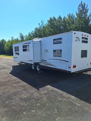 Kim's Keystone Zeppelin Travel Trailer