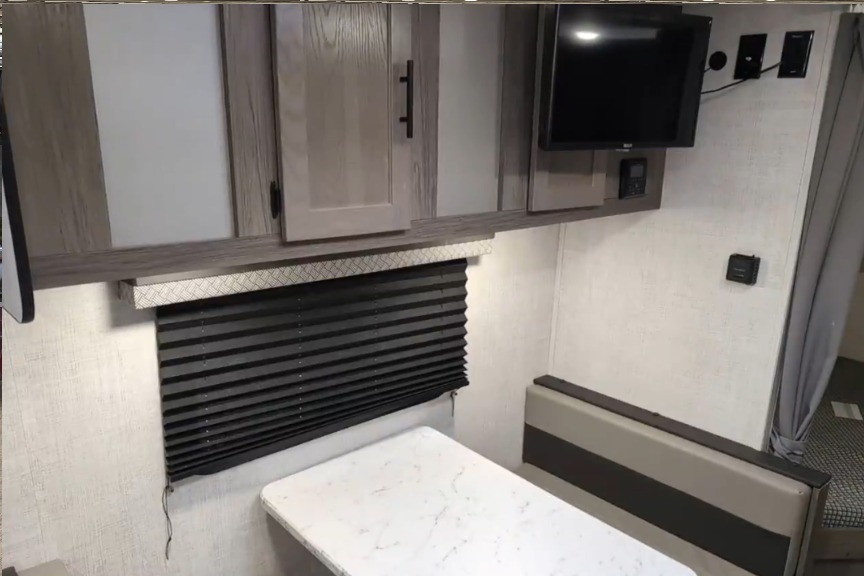 Easy Escape Family Camper