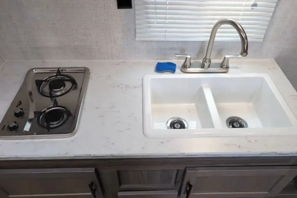 Easy Escape Family Camper
