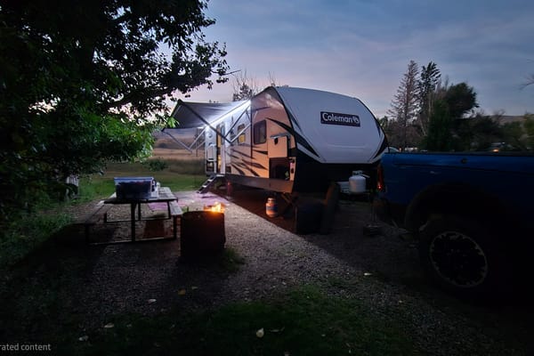 Family-Ready 2021 Coleman Bunkhouse – Your BC Adventure Basecamp! (Sleeps 6-8)