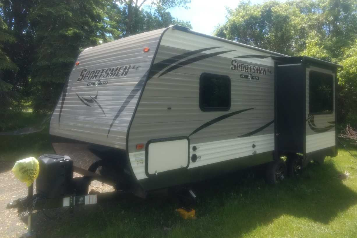 Venture in our 23' Travel Trailer and Camp in Comfort