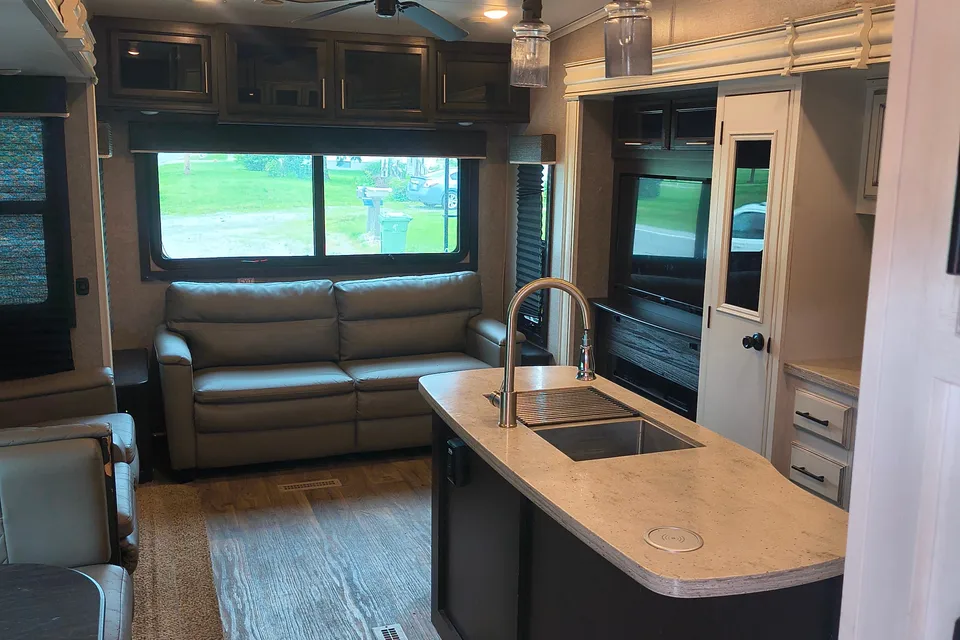Nate's Jayco Eagle 355mbqs Fifth Wheel
