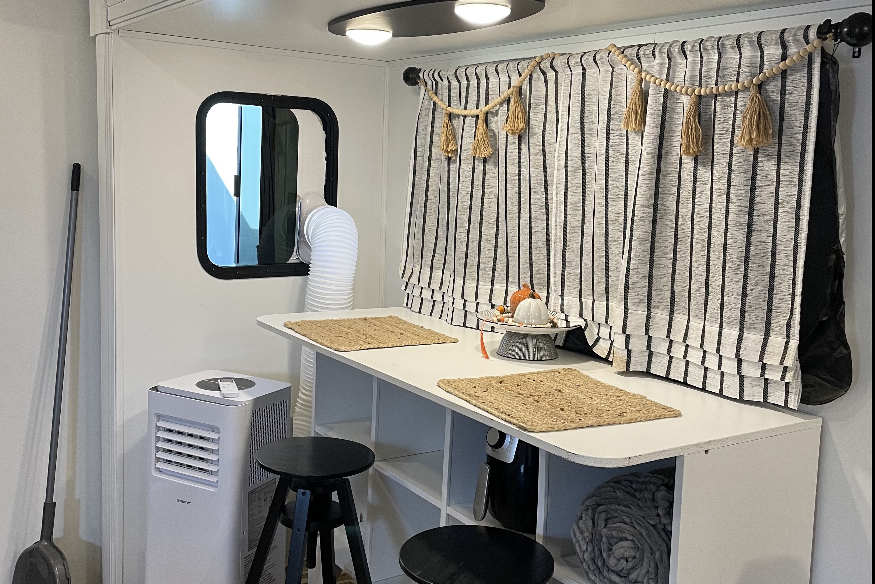 The Cozy Cruiser