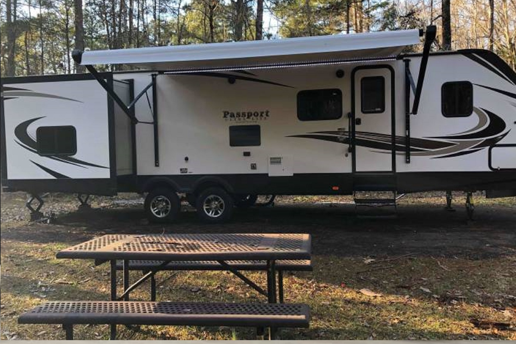 2 Bedroom very large trailer for up to 9 guests - Delivery ONLY