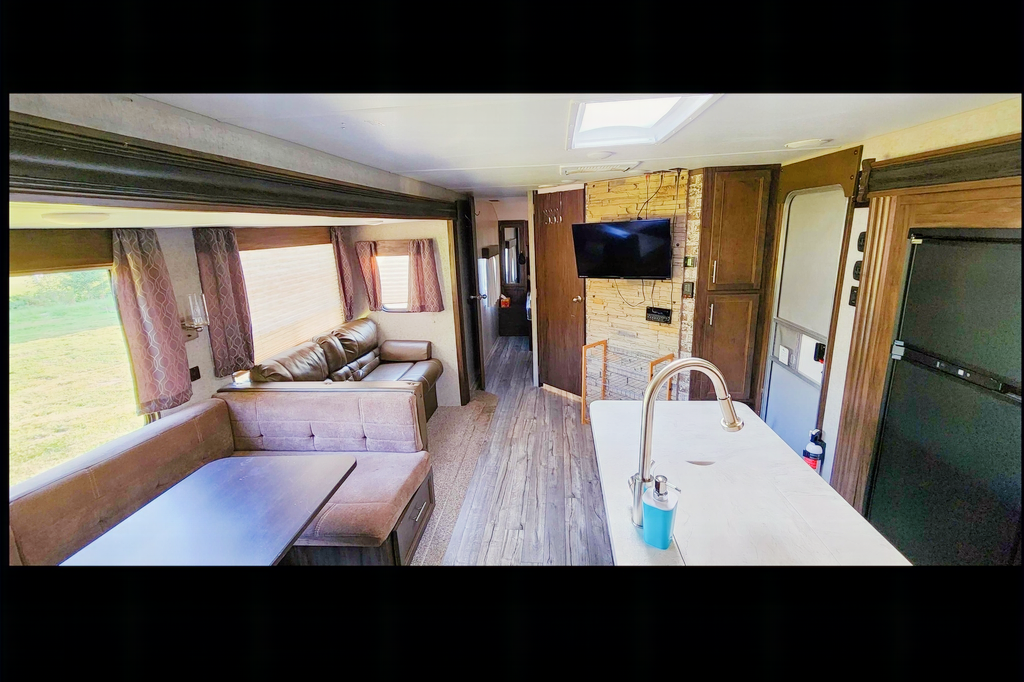 Nicolas Forest River 34bd Roulotte