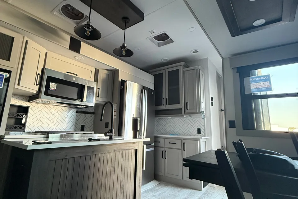 2025 Keystone Montana High Country 381TB