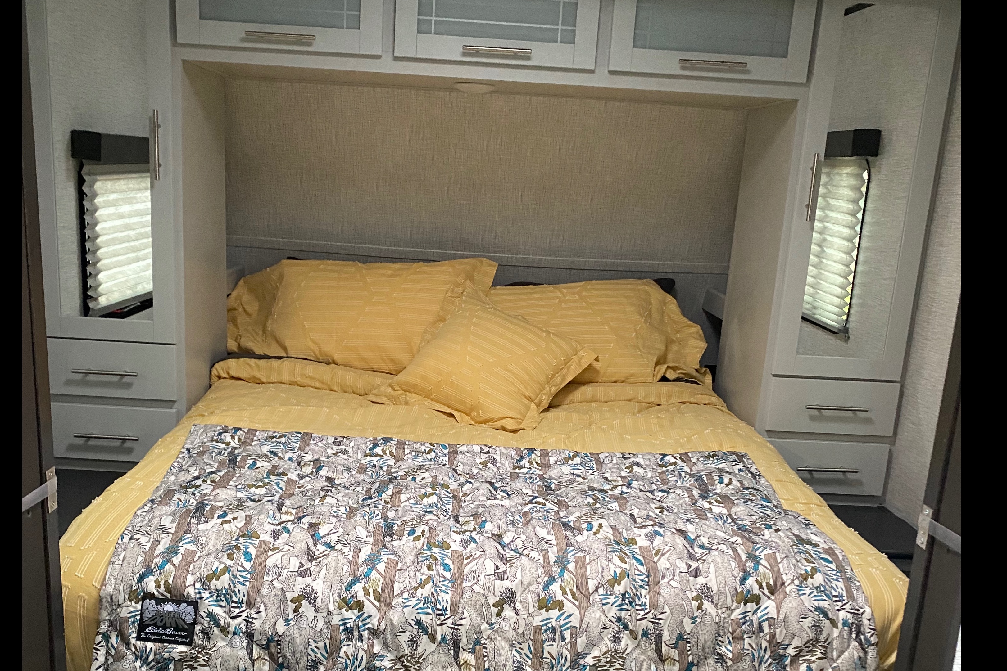 Nomadic Nature Rentals w luxury amenities (OG)