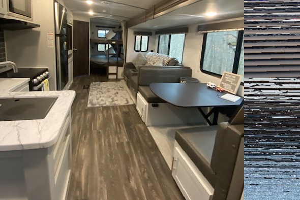 Nomadic Nature Rentals w luxury amenities (OG)