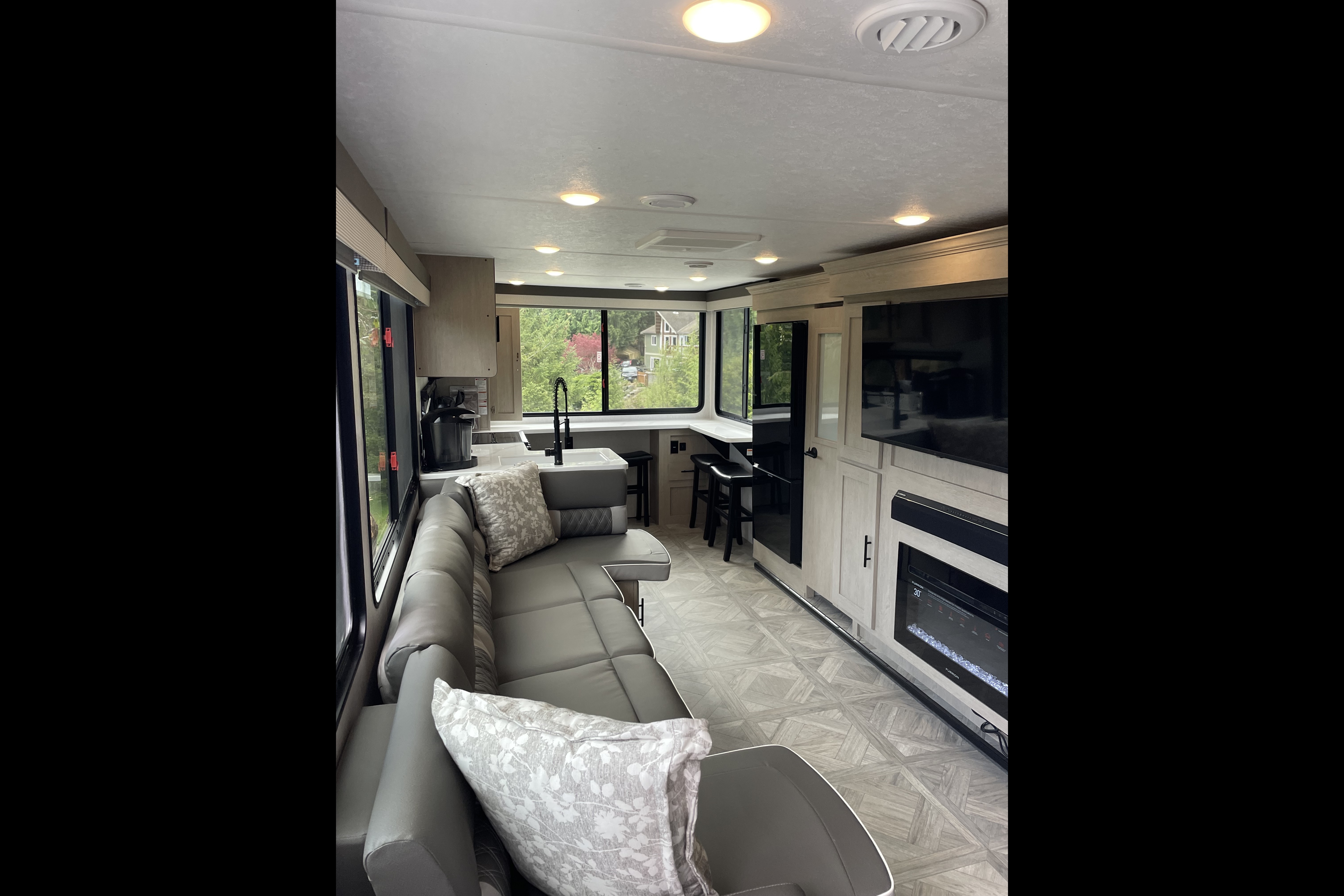 Rv retreat