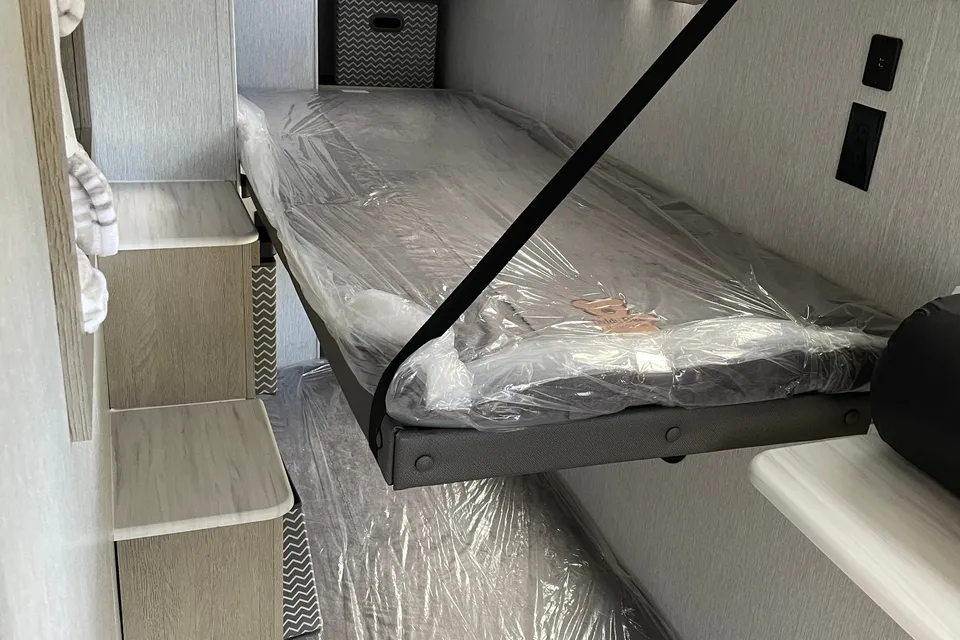 Rv retreat