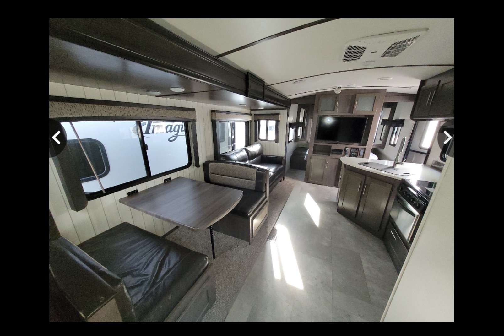 Crossroads Sunset 289 QB Travel Trailer