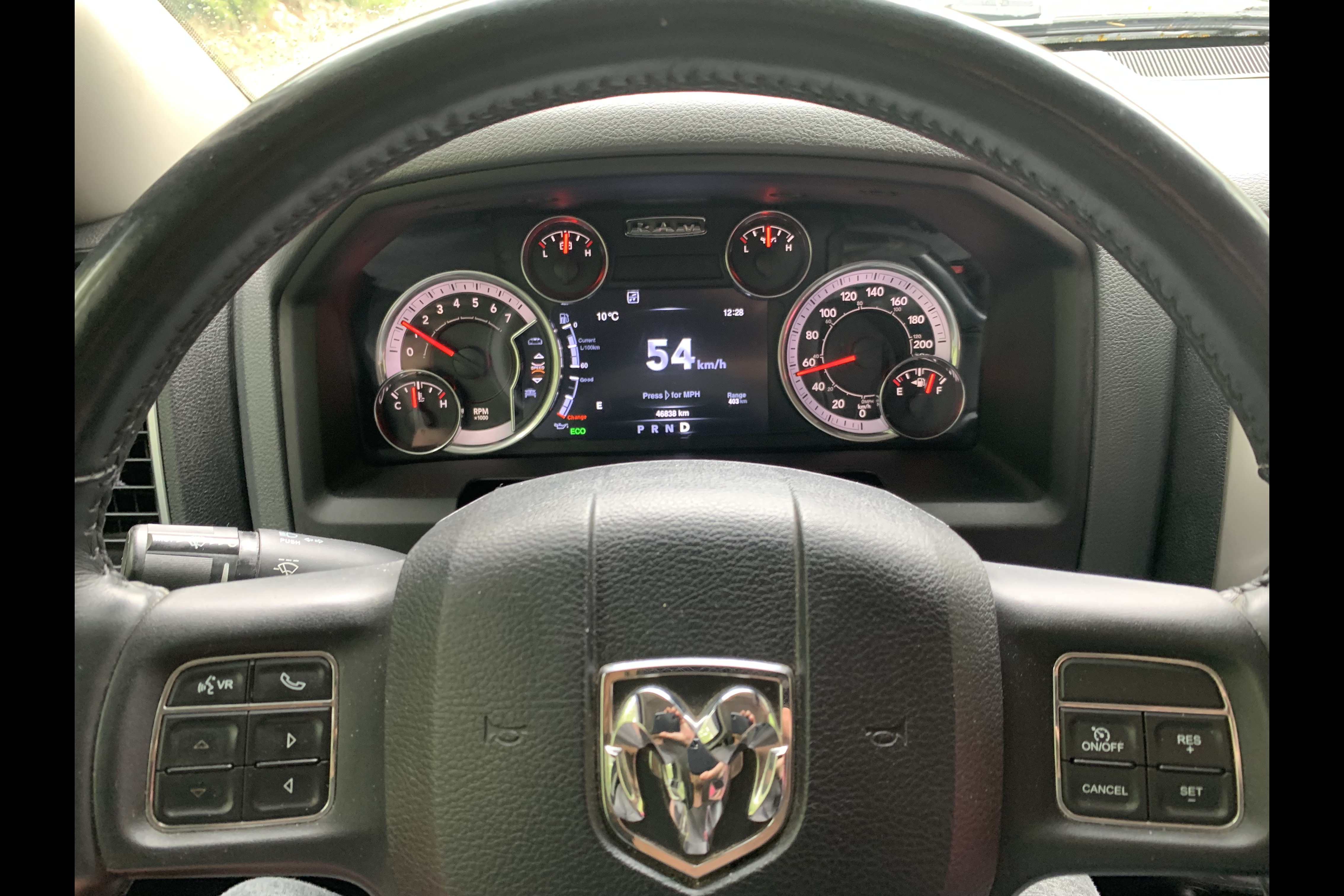 2016 4x4 RAM 3500HD with LANCE Truck Camper