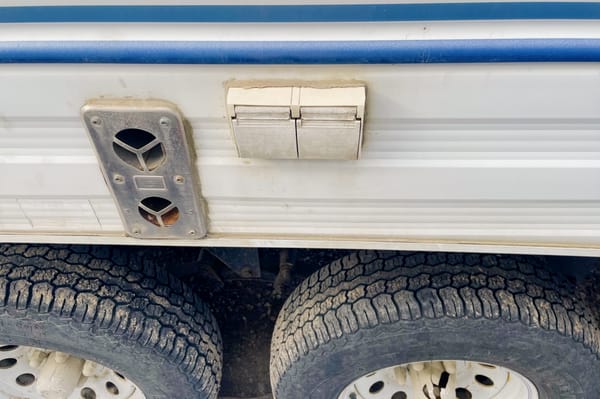 Reg's Glide Lite Fifth Wheel