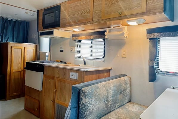 Reg's Glide Lite Fifth Wheel