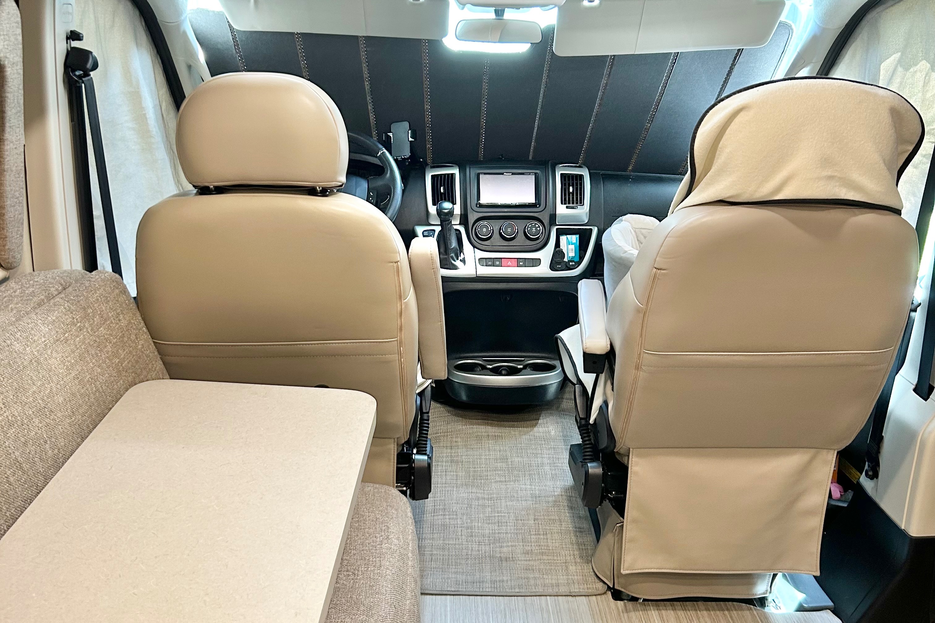 Convenient & Super Easy to Park & Drive 
