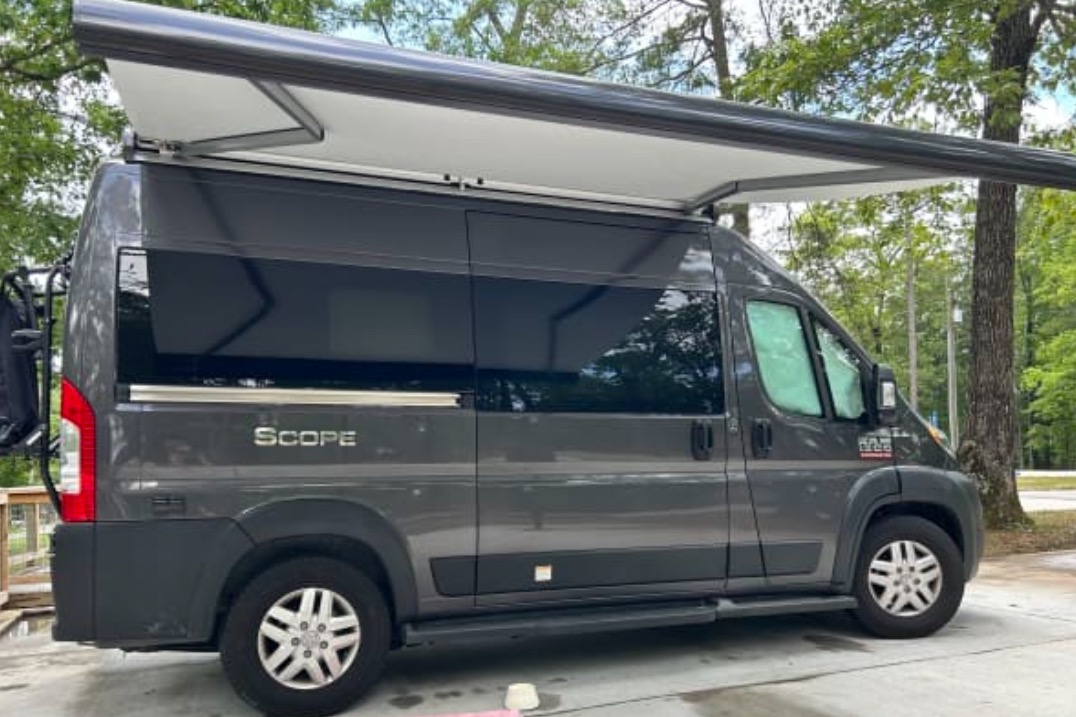 Convenient & Super Easy to Park & Drive 