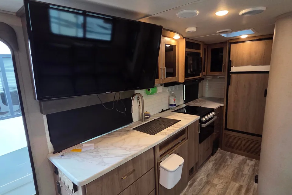 Paola 's Grand Design  Grand design xls22 Travel Trailer