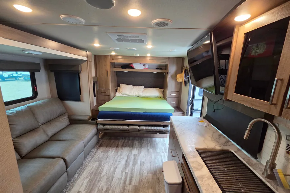 Paola 's Grand Design  Grand design xls22 Travel Trailer