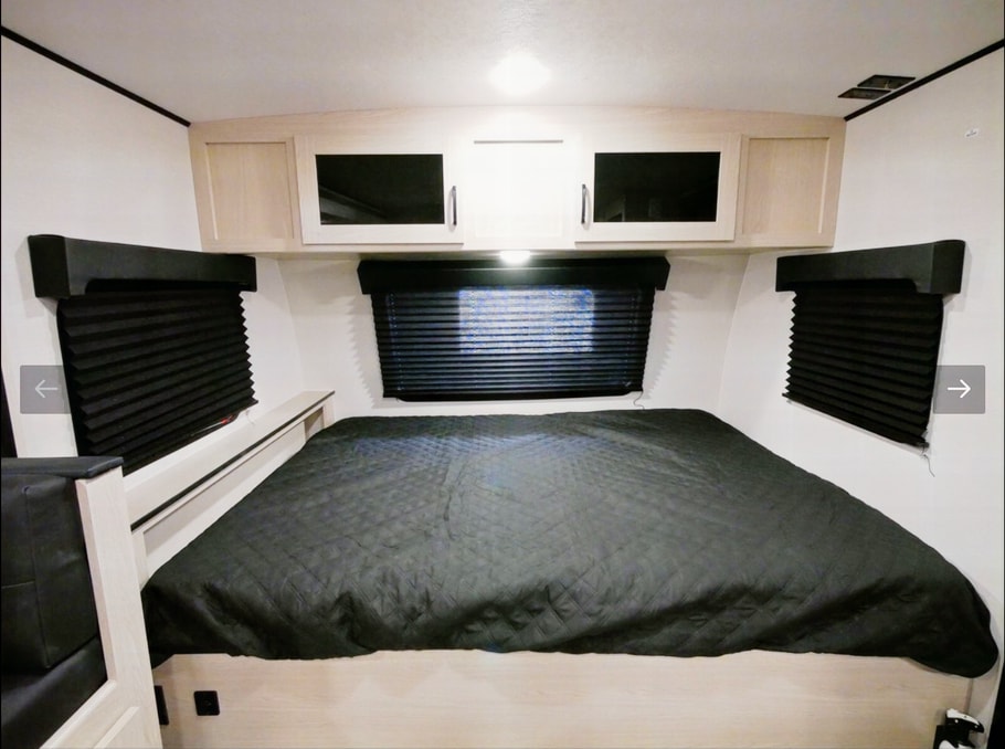 Family Traveler -  Coachmen Apex Nano 194 BHS Travel Trailer