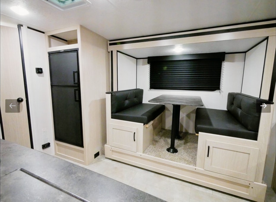 Family Traveler -  Coachmen Apex Nano 194 BHS Travel Trailer