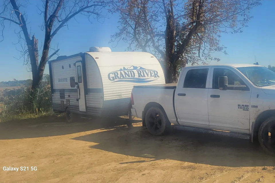 Jeffrey's Grand River 19BH Travel Trailer
