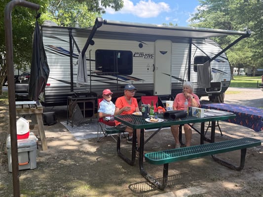 Travelbug adventures - Forest River Salem ultra lite