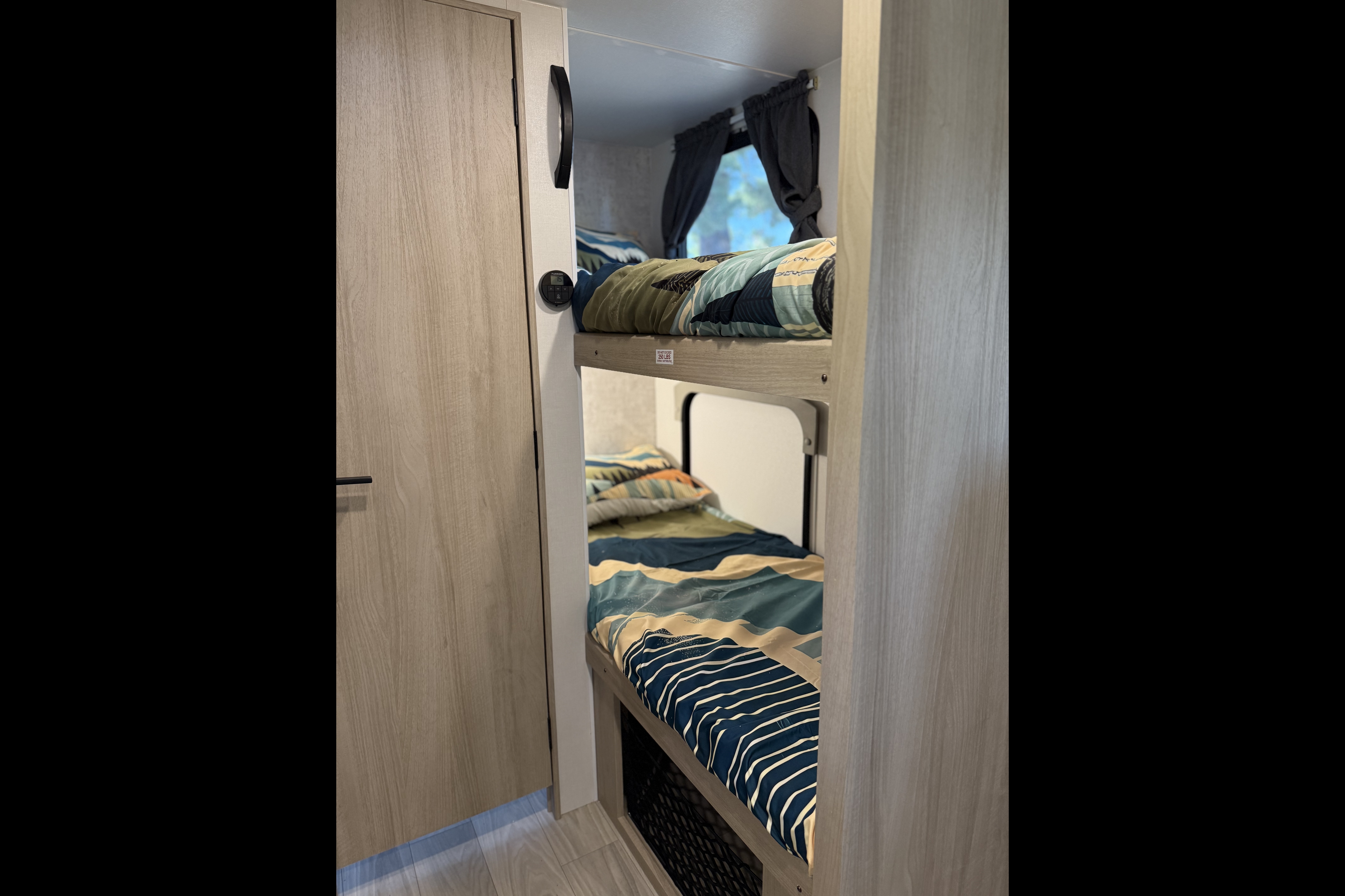 SonSet Rentals Winnebago Micro Minnie Travel Trailer