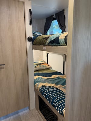 SonSet Rentals Winnebago Micro Minnie Travel Trailer