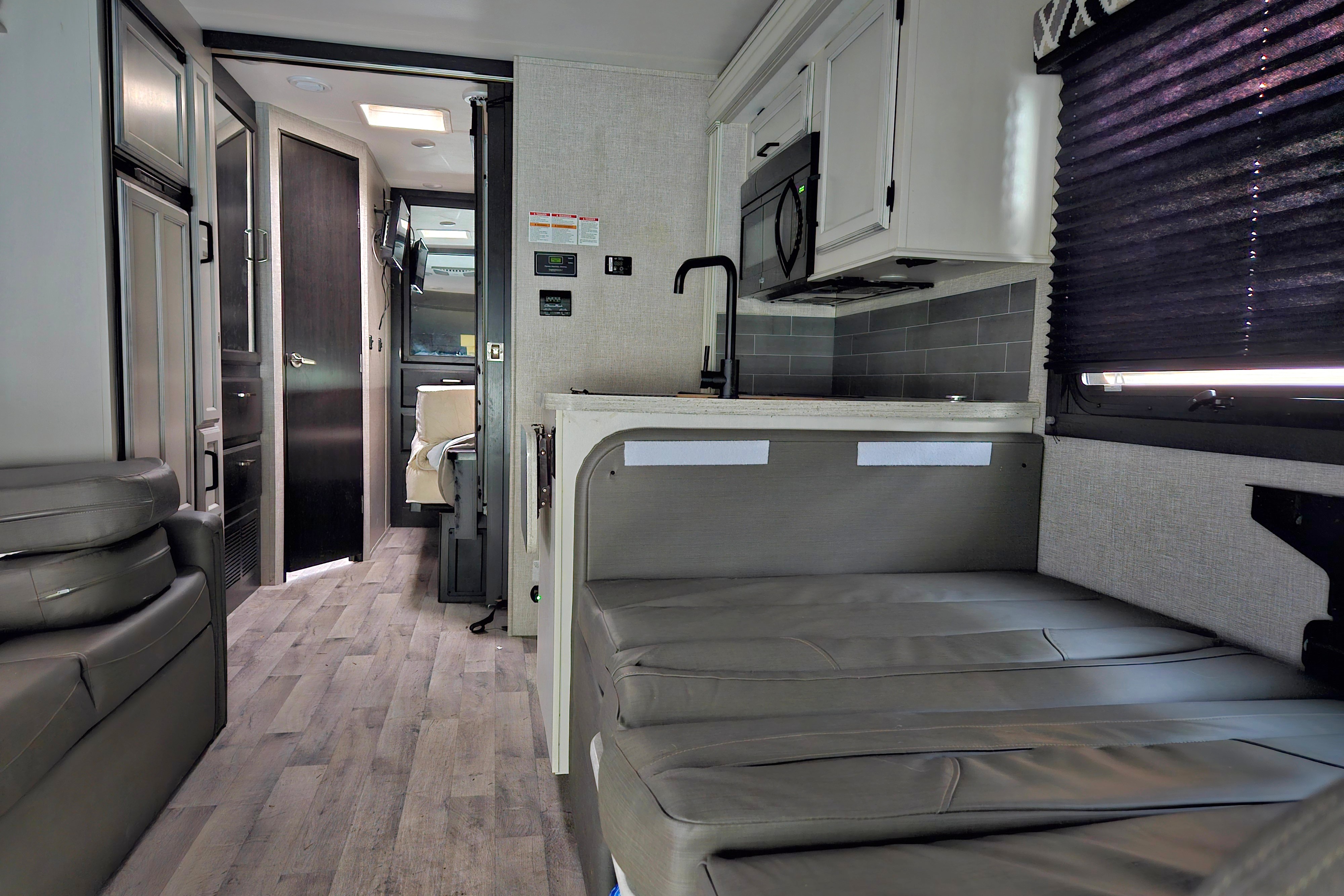 Rishi's Entegra Coach Odyssey Class C