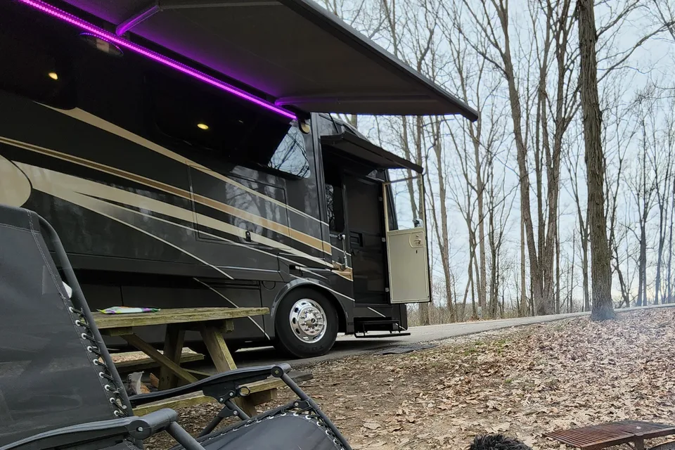🏕️ Glampin’ in Style – Your Home on Wheels! | 2014 Thor Tuscany 40ft Diesel Class A