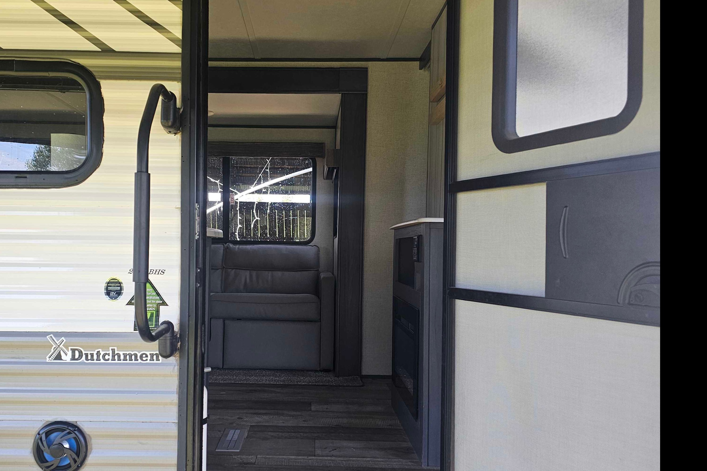 Jones Dutchmen AspenTrail 2910BHS Travel Trailer