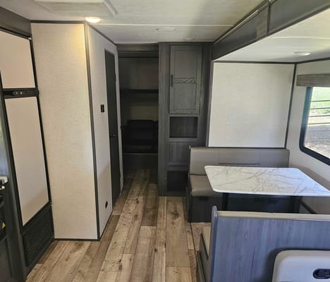 Jones Dutchmen AspenTrail 2910BHS Travel Trailer