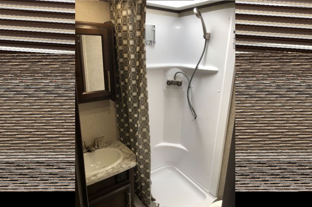 Jayco 20' Hybrid