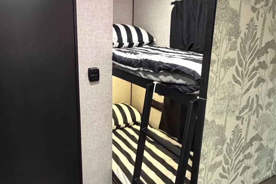 Scalla’s 19BH Open range Travel Trailer